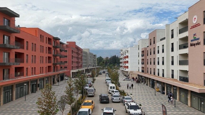 Hatay'da Atatürk Caddesi'nde yeni yaşam başladı