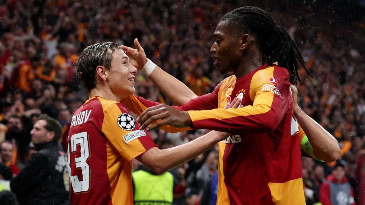 Aleksey Batrakov Galatasaray'da Barcelona'ya karşı gol attı