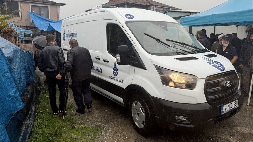 İstanbul'da elektrik akımına kapılan çocuğun cenazesi Düzce'de defnedildi