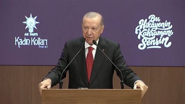 Cumhurbaşkanı Erdoğan, kadınların mücadelesini vurguladı