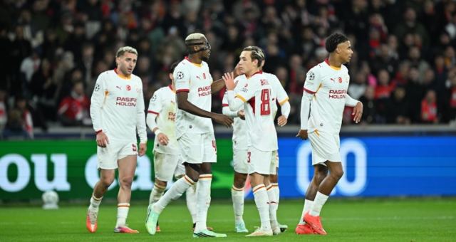 Aleksey Batrakov, Galatasaray'ın Lille karşısında parladı