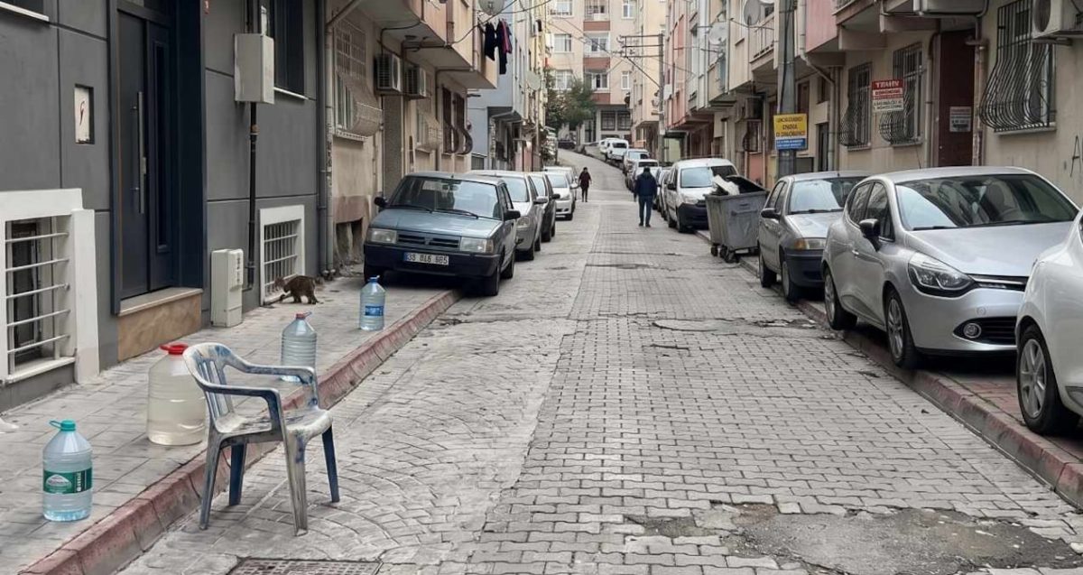 İstanbul'da Duba Koyma Yasaklandı: Otoparklar Ortak Alan Sayılacak