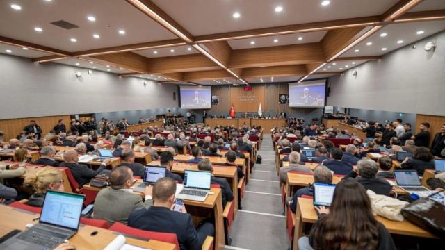 İzmir Büyükşehir'de YENİ Parti'den Başkan Vekilleri Seçildi