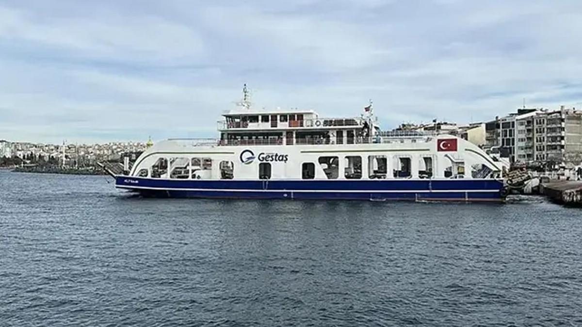 Feribot seferleri fırtına nedeniyle iptal edildi