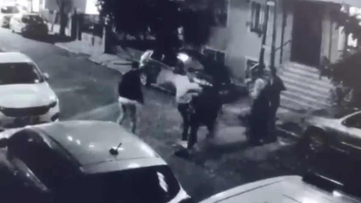 Sancaktepe'de park kavgası bıçaklama ve silahlı saldırıyla sonuçlandı
