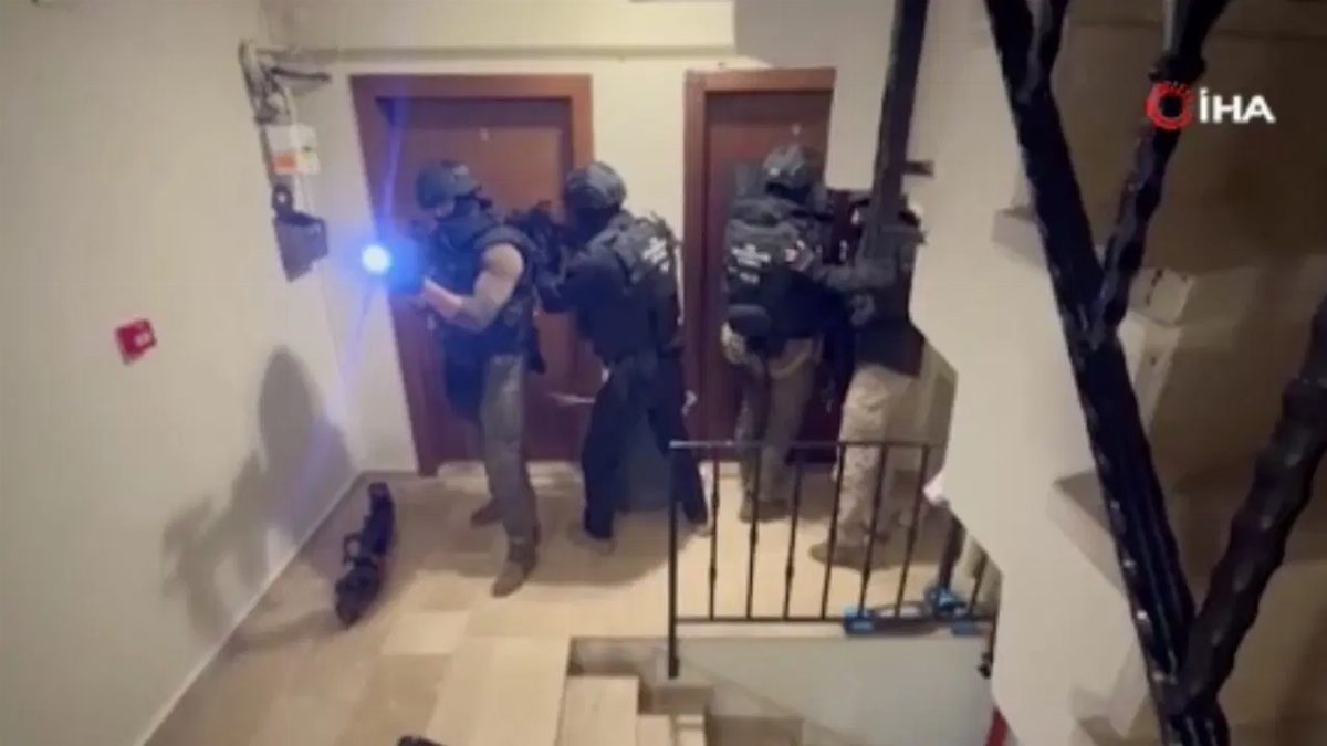İstanbul'da FETÖ'nün gaybubet evlerine operasyon: 5 gözaltı