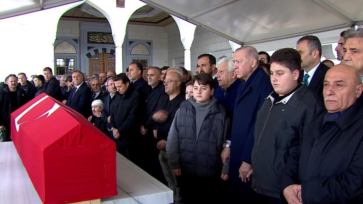 Üsküdar Belediye Başkan Vekili Dündar Ziya Gültekin'in cenazesi düzenlendi