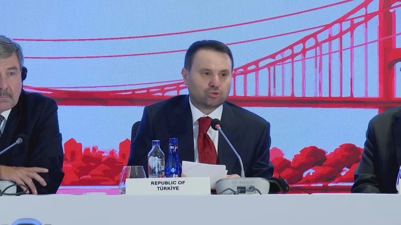 Bakan Gürlek, İstanbul'da Gazze için adalet çağrısında bulundu