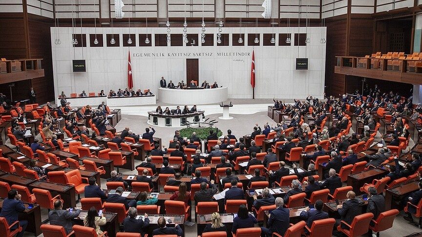 TBMM'de Yatırım Fonlarının Tasfiyesi ve Kızılay Kanunu Görüşülecek