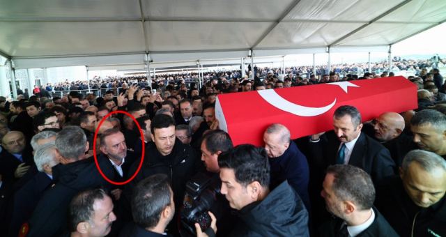 Sancaktepe Belediye Başkanı Alper Yeğin AKP'ye geçeceği iddialarını reddetti