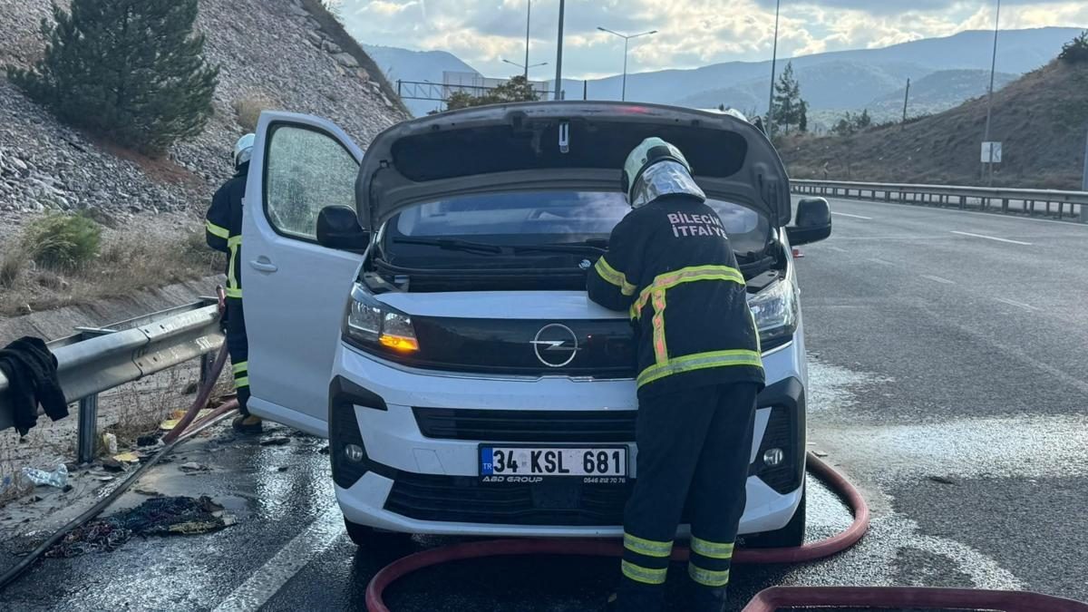 Bilecik'te Ticari Araç Yangını Kontrol Altına Alındı