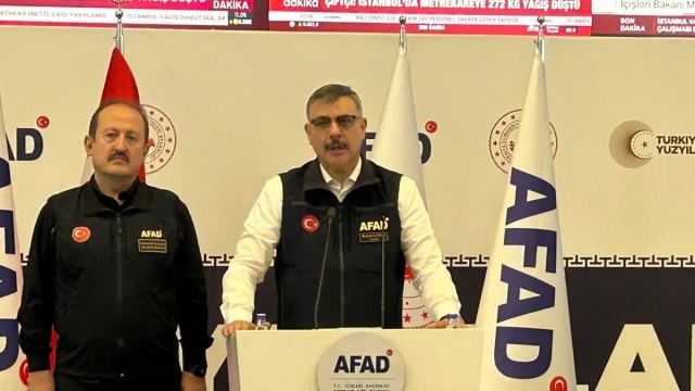 İstanbul'da Sağanak Nedeniyle 2 Can Kaybı, 2 Bin 727 Kişi Tahliye Edildi