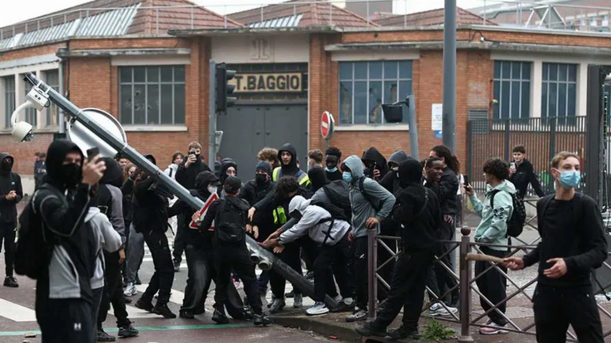 Belçika'da Öğrenci Eylemleri: Liege'deki Okullar Kapandı