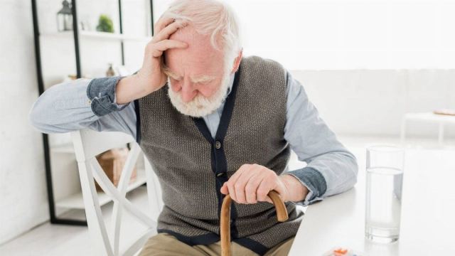 Yaşlılarda Ani Değişikliklere Dikkat: Enfeksiyon Belirtisi Olabilir