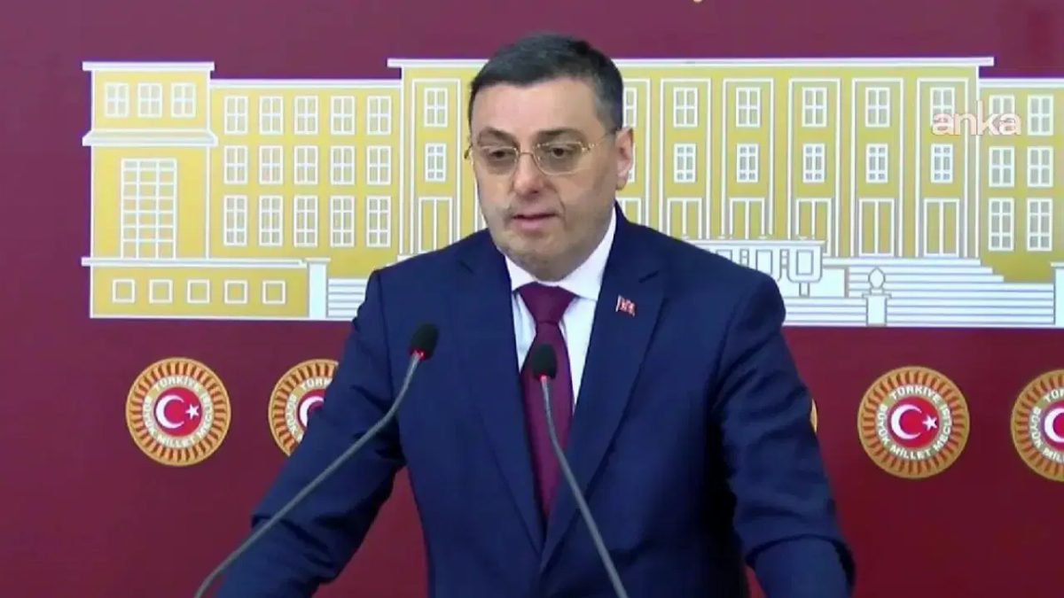 Serkan Bayram'dan AKP'ye Fon Vurgunu Eleştirisi
