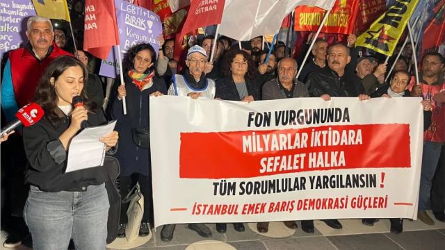 İstanbul'da fon vurgunu protestosu: Bağımsız komisyon talebi