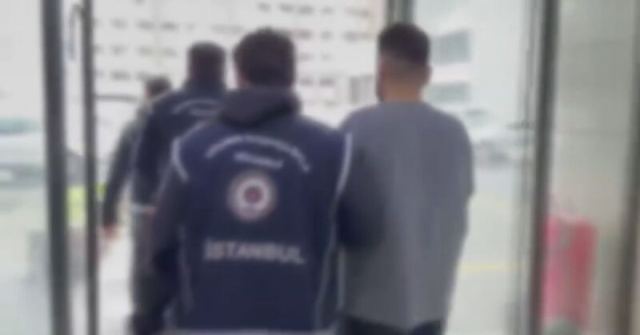 Fatih'te göçmen kaçakçılığı operasyonunda 2 kişi tutuklandı